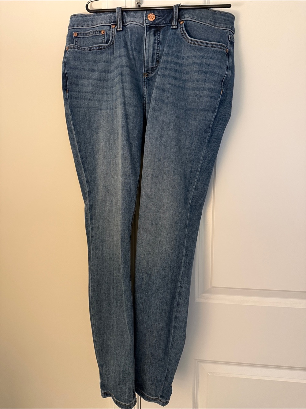 Classic Women's Skinny Jeans